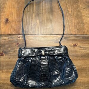 Elegant Vintage Navy Crocodile Pattern Clutch